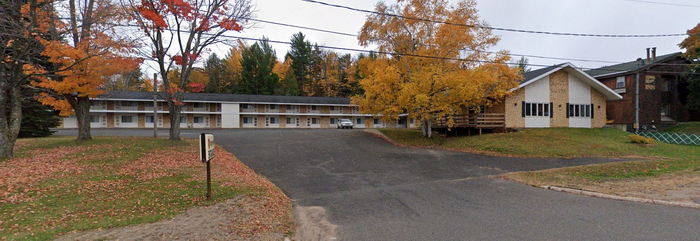 Imperial Motel - From Web Listing (newer photo)
